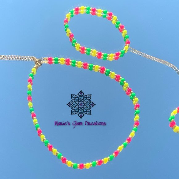 Neon Swarovski Pearls Necklace-Bracelet & Ring Set - Picture 4 of 13